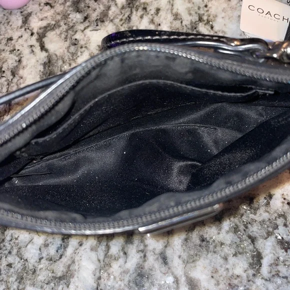 Variety of coach wallets/wristlets - Picture 3 of 7